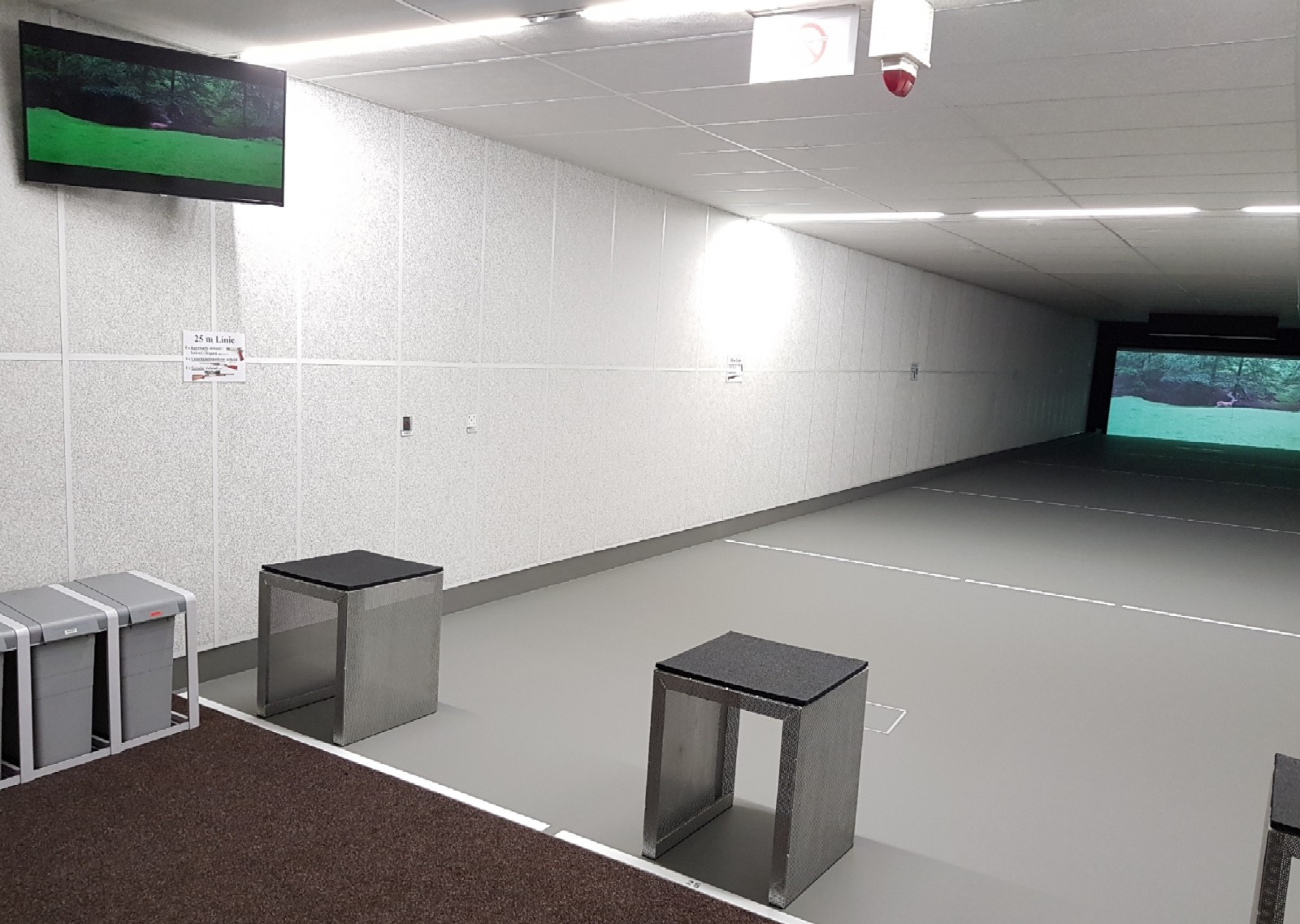Blick von der 25 m Linie auf Projektionsfl&auml;che